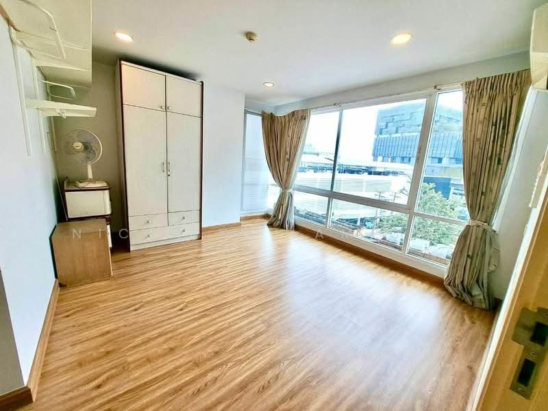 Le Crique Sukhumvit 64/2, Bangkok, Soi Sukhumvit 64/2, Bang Chak, Phra Khanong, Bangkok, 2 Bedrooms, 65 sqm, Condo For Sale, by Nicha Na Lampang, 500481077 - DDproperty.com