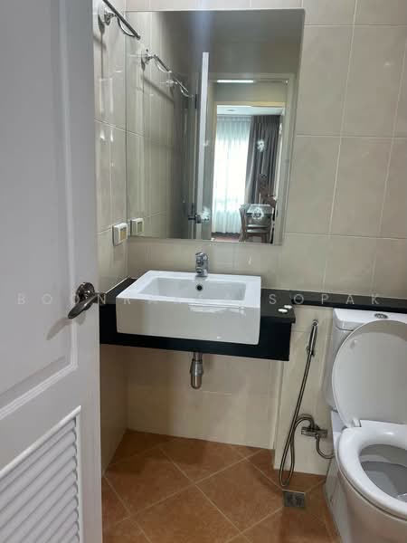 Surawong City Resort, Bangkok, Rama 4, Si Phraya, Bang Rak, Bangkok, 2 Bedrooms, 56 sqm, Condo For Rent, by Boonraksa Sopak, 500481090 - DDproperty.com