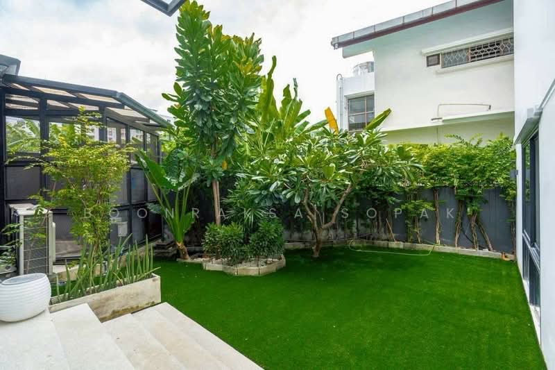 4-BR Villa, Bangkok, Khlong Tan Nua, Watthana, Bangkok, 4 Bedrooms, 736 sqm, Villa For Rent, by Boonraksa Sopak, 500481138 - DDproperty.com