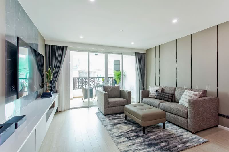 GM Residence, Bangkok, Soi Ekkamai 18, Khlong Tan Nua, Watthana, Bangkok, 2 Bedrooms, 110 sqm, Apartment For Rent, by Sannop Phongpraphan, 500481139 - DDproperty.com