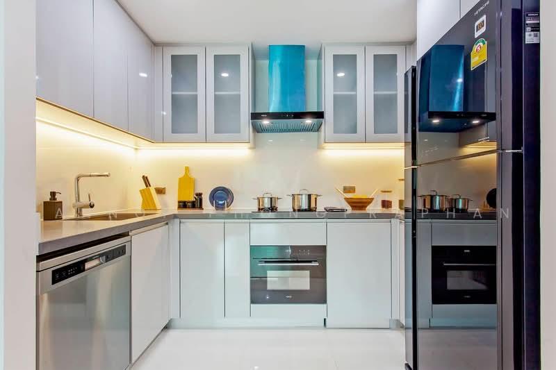 GM Residence, Bangkok, Soi Ekkamai 18, Khlong Tan Nua, Watthana, Bangkok, 2 Bedrooms, 110 sqm, Apartment For Rent, by Sannop Phongpraphan, 500481139 - DDproperty.com