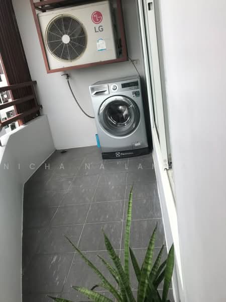 Kes Ratchada, Bangkok, Soi Sutthiphon-Pracha Songkhro 2 Ratchadaphisek Road, Din Daeng, Bangkok, 1 Bedroom, 40 sqm, Condo For Sale, by Nicha Na Lampang, 500481160 - DDproperty.com