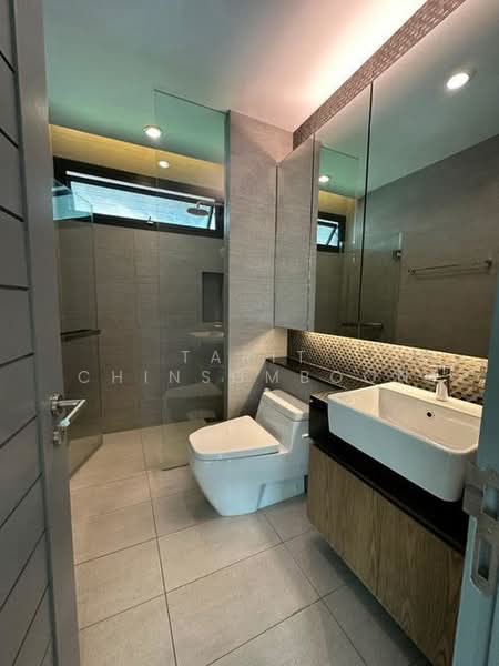 4-BR Villa, Bangkok, Khlong Tan Nua, Watthana, Bangkok, 4 Bedrooms, 430 sqm, Villa For Rent, by Tarit Chinsomboon, 500481218 - DDproperty.com