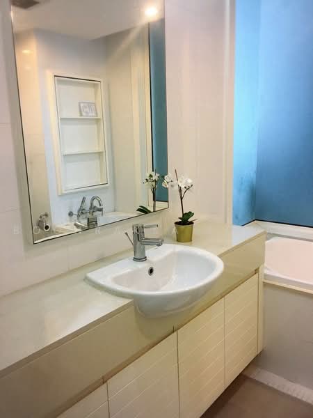 Siri Residence, Bangkok, 21 Soi Sukhumvit 24, Khong Tan, Khlong Toei, Bangkok, 1 Bedroom, 60 sqm, Condo For Rent, by Boonraksa Sopak, 500481292 - DDproperty.com