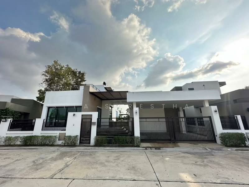 3-BR House, Chon Buri (Pattaya), Nong Pru, Bang Lamung (Pattaya), Chon Buri (Pattaya), 3 Bedrooms, 410 sqm, Single Detached House For Sale, by Sita Shrestha, 500481294 - DDproperty.com