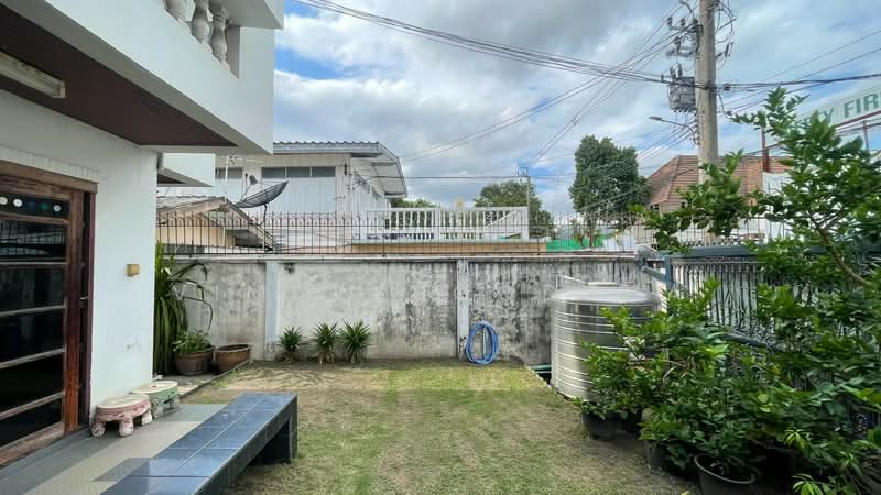 บ้านเดี่ยว 2 ชั้น ลาดพร้าว 35, Bangkok, Chan Kasem, Chatuchak, Bangkok, 5 Bedrooms, 200 sqm, Single Detached House For Sale, by Vimon Boodpha, 500481306 - DDproperty.com