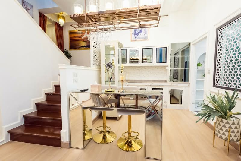 The Crystal Condo, Nonthaburi, Soi Rewadee 2, Talat Kwan, Muang Nonthaburi, Nonthaburi, 4 Bedrooms, 240 sqm, Townhouse For Sale, by Tarit Chinsomboon, 500481311 - DDproperty.com
