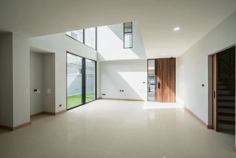 บ้าน 4-ห้องนอน, กรุงเทพ, คลองสองต้นนุ่น, ลาดกระบัง, กรุงเทพ, 400 ตร.ม., บ้านเดี่ยว ขาย, โดย Tarit Chinsomboon, 500481325 - DDproperty.com