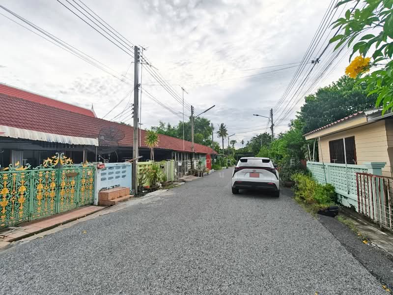 หมู่บ้านอัจฉรา ฉะเชิงเทรา, Chachoengsao, Tha Khai, Muang Chachoengsao, Chachoengsao, 2 Bedrooms, 100 sqm, Townhouse For Sale, by The Best Property ซายน์, 500481328 - DDproperty.com