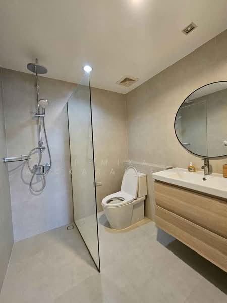 Crystal Garden, Bangkok, 217 Sukhumvit 4 Alley, Khlong Toei, Bangkok, 2 Bedrooms, 98 sqm, Condo For Sale, by Pemika Aukkaraleekul, 500481363 - DDproperty.com