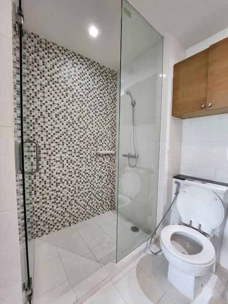Sukhumvit City Resort, Bangkok, 51 Soi Sukhumvit 11, Khlongtoei Nua, Watthana, Bangkok, 2 Bedrooms, 69 sqm, Condo For Rent, by Boonraksa Sopak, 500481378 - DDproperty.com