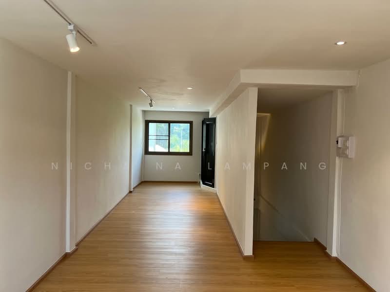 4-BR Townhouse, Bangkok, Khlong Ton Sai, Khlong San, Bangkok, 4 Bedrooms, 200 sqm, Townhouse For Sale, by Nicha Na Lampang, 500481389 - DDproperty.com