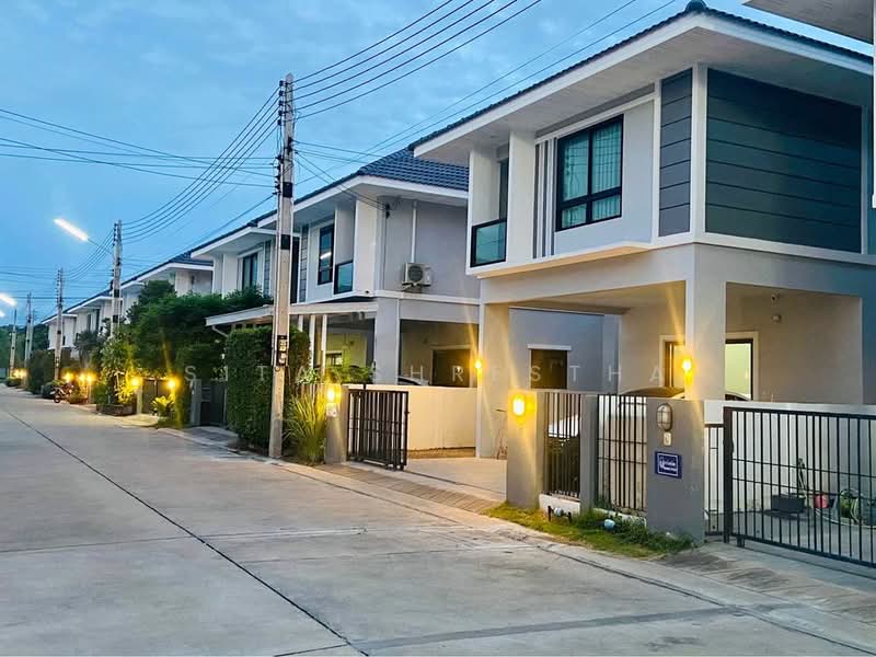 3-BR House, Chon Buri (Pattaya), Bang Lamung, Bang Lamung (Pattaya), Chon Buri (Pattaya), 3 Bedrooms, 125 sqm, Single Detached House For Sale, by Sita Shrestha, 500481400 - DDproperty.com