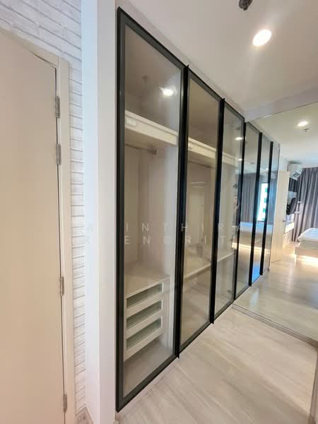 Life Asoke, Bangkok, Asoke-Dindang Road, Bang Kapi, Huai Khwang, Bangkok, 2 Bedrooms, 55 sqm, Condo For Rent, by Narinthira Roengrit, 500481406 - DDproperty.com