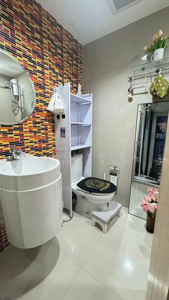 Rhythm Asoke 2, Bangkok, Soi Lertkaew 1 Asoke-Din Daeng Road, Bang Kapi, Huai Khwang, Bangkok, 1 Bedroom, 29 sqm, Condo For Rent, by Narinthira Roengrit, 500481460 - DDproperty.com