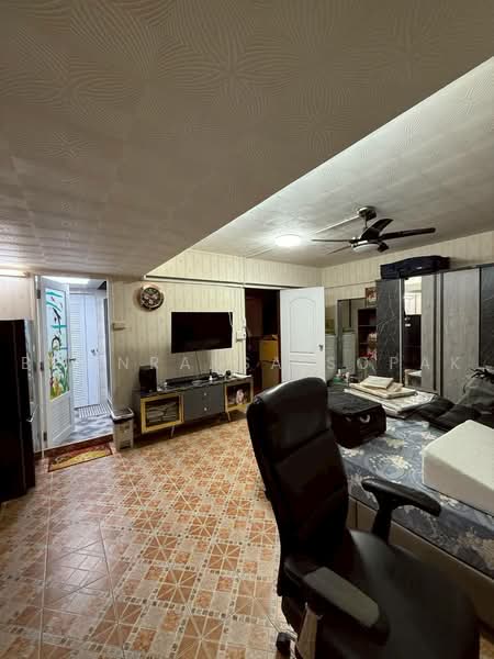 4-BR Townhouse, Bangkok, Phra Kanong Nua, Watthana, Bangkok, 4 Bedrooms, 382 sqm, Townhouse For Rent, by Boonraksa Sopak, 500481522 - DDproperty.com