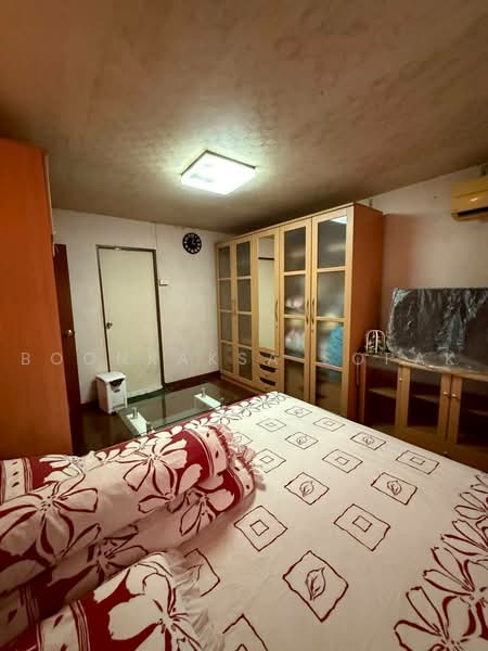 4-BR Townhouse, Bangkok, Phra Kanong Nua, Watthana, Bangkok, 4 Bedrooms, 382 sqm, Townhouse For Rent, by Boonraksa Sopak, 500481522 - DDproperty.com