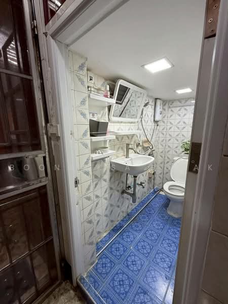 4-BR Townhouse, Bangkok, Phra Kanong Nua, Watthana, Bangkok, 4 Bedrooms, 382 sqm, Townhouse For Rent, by Boonraksa Sopak, 500481522 - DDproperty.com