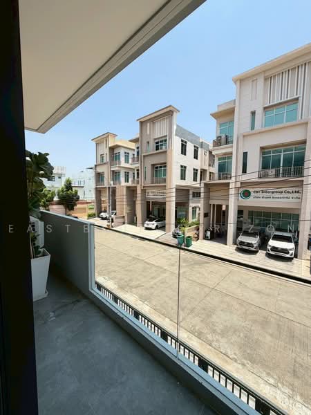 Preecha Beyond Ramkhamhaeng-Krungthepkreetha, Bangkok, Khlong Song Ton Nun, Lat Krabang, Bangkok, 4 Bedrooms, 450 sqm, Single Detached House For Sale, by Eastblue Horizon, 500481546 - DDproperty.com