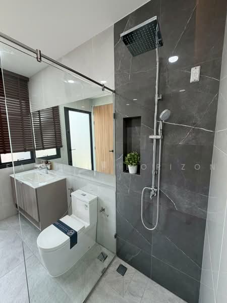 Preecha Beyond Ramkhamhaeng-Krungthepkreetha, Bangkok, Khlong Song Ton Nun, Lat Krabang, Bangkok, 4 Bedrooms, 450 sqm, Single Detached House For Sale, by Eastblue Horizon, 500481546 - DDproperty.com