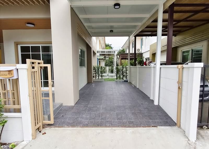 Villa Kunalai 1 Bangbuathong, Nonthaburi, Soi Wat Lat Pla Duk, Bang Rak Pattana, Bang Bua Thong, Nonthaburi, 3 Bedrooms, 130 sqm, Single Detached House For Sale, by บุษบากร (เจี๊ยบ), 500481554 - DDproperty.com