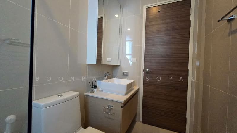 Q Asoke, Bangkok, 1678 Petchaburi Road, Makkasan, Ratchathewi, Bangkok, 2 Bedrooms, 65 sqm, Condo For Rent, by Boonraksa Sopak, 500481573 - DDproperty.com