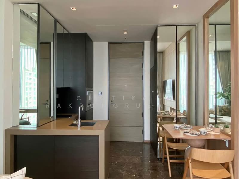 28 Chidlom, Bangkok, 28 Chit Lom Alley, Lumphini, Pathum Wan, Bangkok, 1 Bedroom, 40 sqm, Condo For Rent, by Chotika Rakrungrueang, 500481575 - DDproperty.com