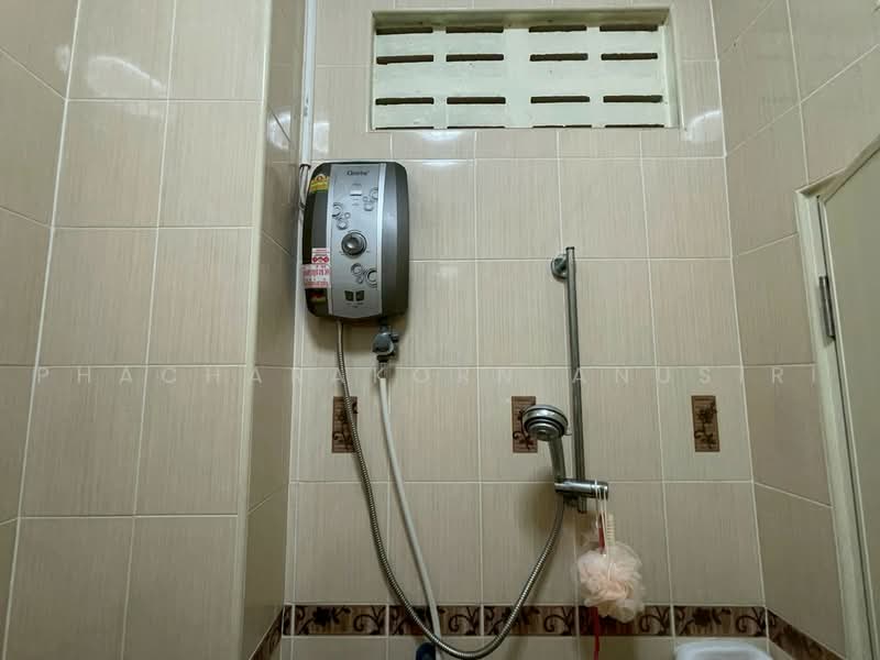 3-BR Townhouse, Bangkok, Bang Sue, Bangkok, 3 Bedrooms, 64 sqm, Townhouse For Sale, by Phacharakorn Anusiri, 500481577 - DDproperty.com