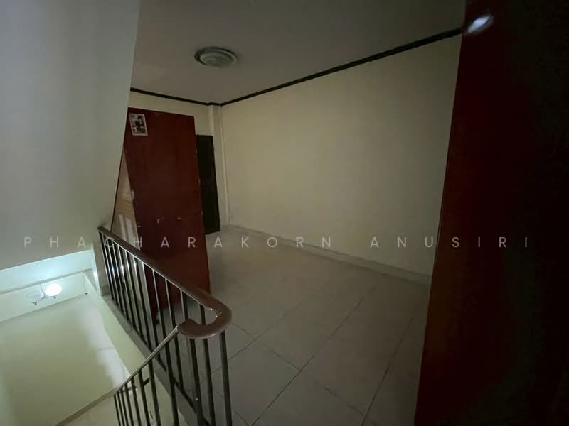 3-BR Townhouse, Bangkok, Bang Sue, Bangkok, 3 Bedrooms, 64 sqm, Townhouse For Sale, by Phacharakorn Anusiri, 500481577 - DDproperty.com