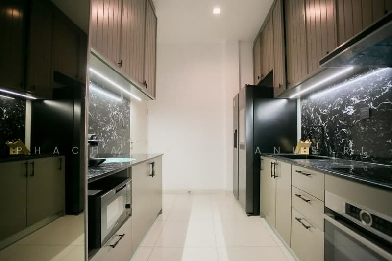3-BR House, Bangkok, Phlapphla, Wang Thonglang, Bangkok, 3 Bedrooms, 380 sqm, Single Detached House For Rent, by Phacharakorn Anusiri, 500481638 - DDproperty.com