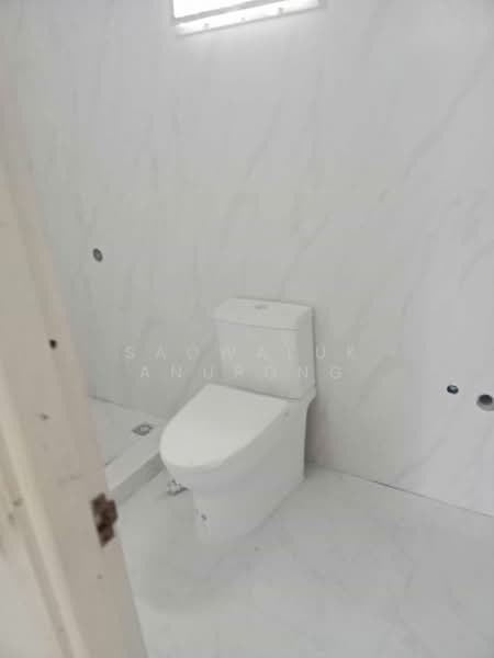 The Colors Premium Bangna KM.8, Samut Prakan, 16/1 หมู่ 6 ถนนบางนา-ตราด ตำบลบางแก้ว อำเภอบางพลี จังหวัดสมุทรปราการ, Bang Kaeo, Bang Plee, Samut Prakan, 4 Bedrooms, 120 sqm, Townhouse For Sale, by Saowaluk Anupong, 500481651 - DDproperty.com