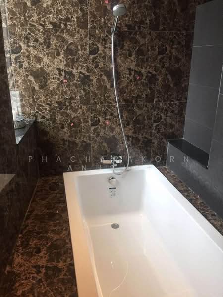 Millennium Residence, Bangkok, Sukhumvit Road, Khlong Toei, Bangkok, 3 Bedrooms, 316 sqm, Condo For Rent, by Phacharakorn Anusiri, 500481666 - DDproperty.com