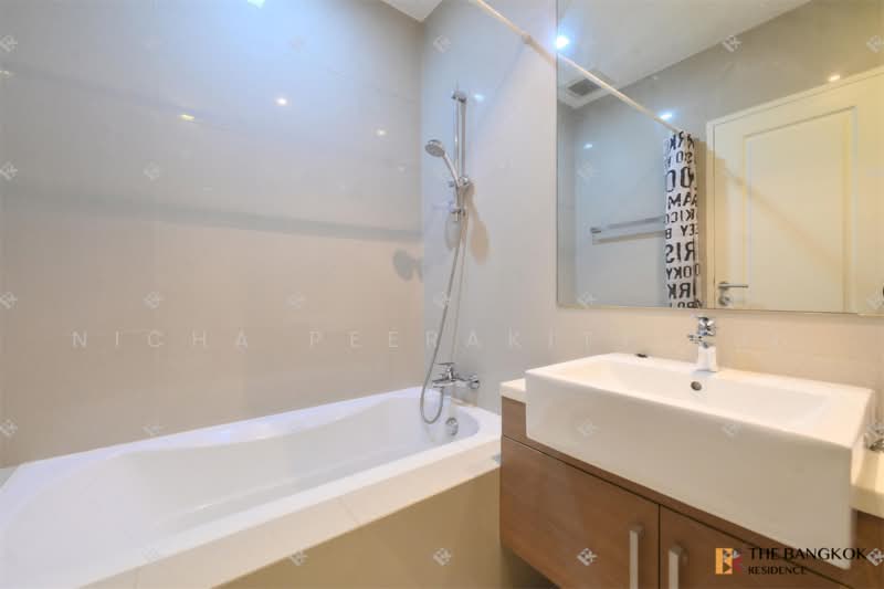 Noble Refine, Bangkok, Soi Sukhumvit 26, Sukhumvit Road, Khong Tan, Khlong Toei, Bangkok, 2 Bedrooms, 70 sqm, Condo For Rent, by Nicha Peerakittikul, 500481667 - DDproperty.com
