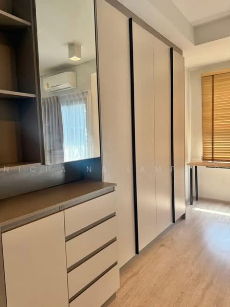 IDEO Sathorn-Wongwian Yai, Bangkok, 219 Soi Krung Thonburi 1, Khlong Ton Sai, Khlong San, Bangkok, 1 Bedroom, 35 sqm, Condo For Sale, by Nicha Na Lampang, 500481738 - DDproperty.com