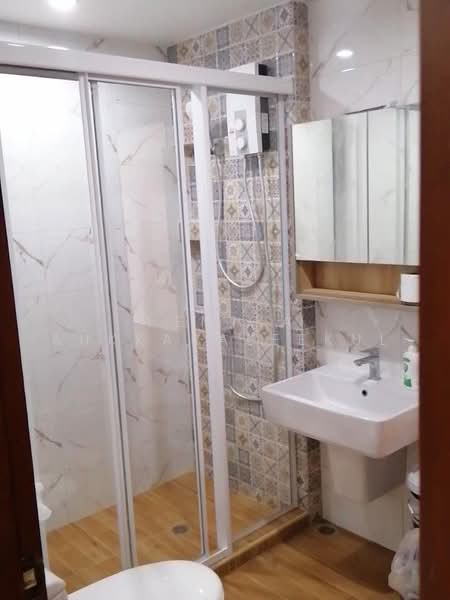 Baan Klang Krung Resort (Ratchada 7), Bangkok, 7 Ratchadaphisek Road, Din Daeng, Bangkok, 1 Bedroom, 61 sqm, Condo For Sale, by Pemika Aukkaraleekul, 500481740 - DDproperty.com
