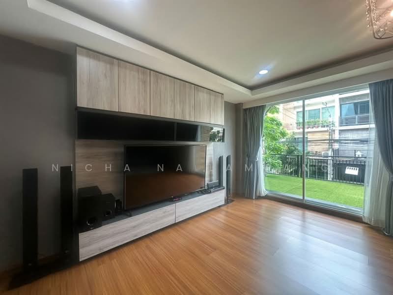 undefined, Bangkok, Praborommaharatchawang, Phra Nakhon, Bangkok, 3 Bedrooms, 250 sqm, Townhouse For Sale, by Nicha Na Lampang, 500481747 - DDproperty.com