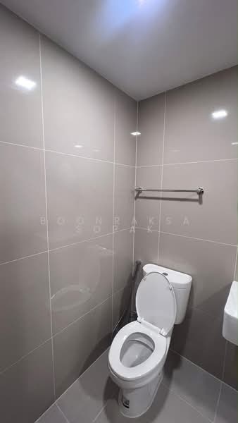 COBE Ratchada-Rama 9, Bangkok, Thiam Ruammit Road, Huai Khwang, Bangkok, 2 Bedrooms, 50 sqm, Condo For Rent, by Boonraksa Sopak, 500481753 - DDproperty.com