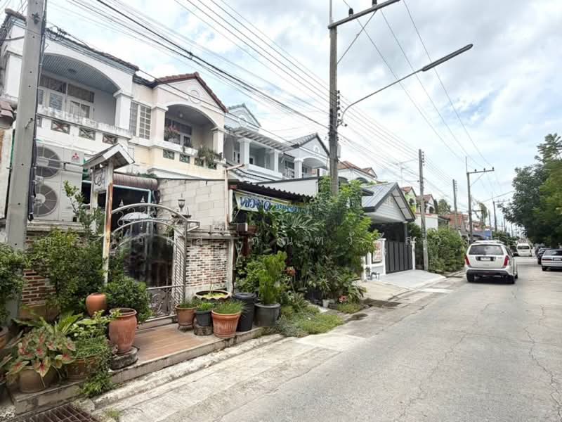 Nanthana Garden Rangsit : นันทนาการ์เด้นรังสิต, ปทุมธานี, ซอยบ้านกลาง, บ้านกลาง, เมืองปทุมธานี, ปทุมธานี, 80 ตร.ม., ทาวน์เฮ้าส์ ขาย, โดย กรณวัสส์ กัณฑวัสส์วงส์, 500481762 - DDproperty.com