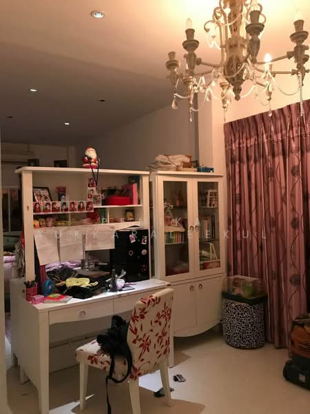 บ้าน 3-ห้องนอน, กรุงเทพ, ลาดพร้าว, กรุงเทพ, 800 ตร.ม., บ้านเดี่ยว ขาย, โดย Pemika Aukkaraleekul, 500481765 - DDproperty.com