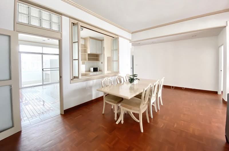 KC Court, Bangkok, 28 Soi Thonglor 13, Khlong Tan Nua, Watthana, Bangkok, 3 Bedrooms, 250 sqm, Condo For Rent, by Phacharakorn Anusiri, 500481767 - DDproperty.com