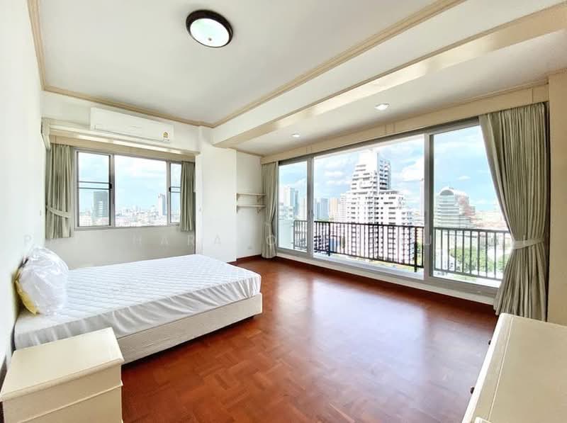 KC Court, Bangkok, 28 Soi Thonglor 13, Khlong Tan Nua, Watthana, Bangkok, 3 Bedrooms, 250 sqm, Condo For Rent, by Phacharakorn Anusiri, 500481767 - DDproperty.com