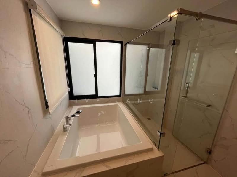 Baan Klang Muang Classe Sukhumvit 77, Bangkok, Soi On Nut 21, Suan Luang, Bangkok, 3 Bedrooms, 228 sqm, Single Detached House For Rent, by Ivy Jang, 500481769 - DDproperty.com