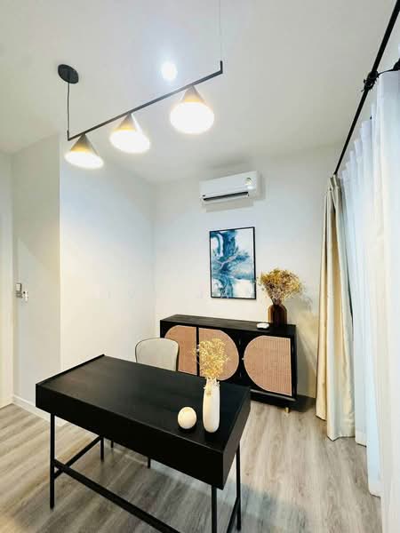 Baan Klang Muang Classe Sukhumvit 77, Bangkok, Soi On Nut 21, Suan Luang, Bangkok, 3 Bedrooms, 228 sqm, Single Detached House For Rent, by Ivy Jang, 500481769 - DDproperty.com