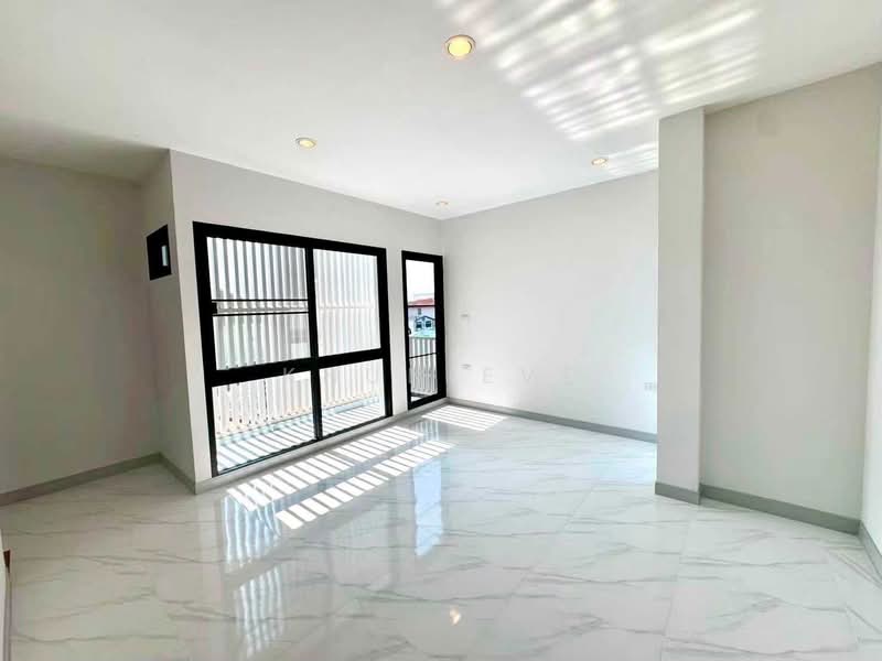 Home Office for Rent near Ladprao 87 near CDC Only 750 Meters (SPSEVE2227), Bangkok, ลาดพร้าว 87, Khlong Chaokhun Sing, Wang Thonglang, Bangkok, , 175 sqm, Shophouse For Rent, by Khun EVE, 500481793 - DDproperty.com