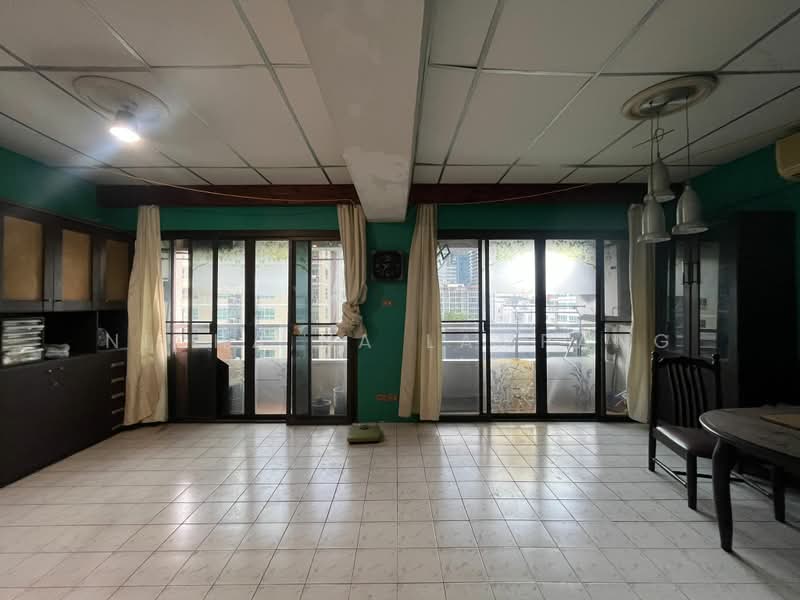 Thonglor Tower, Bangkok, Soi Thonglor, Sukhumvit 55 Road, Khlongtoei Nua, Watthana, Bangkok, 3 Bedrooms, 100 sqm, Condo For Sale, by Nicha Na Lampang, 500481799 - DDproperty.com