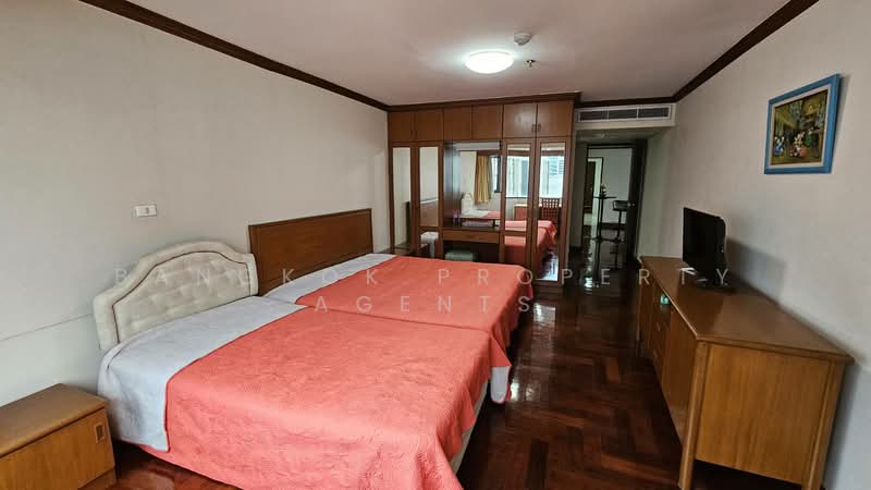 Baan Suanpetch, Bangkok, 18 Soi Sukhumvit 39, Khlong Tan Nua, Watthana, Bangkok, 2 Bedrooms, 135 sqm, Condo For Rent, by BANGKOK PROPERTY AGENTS, 500481824 - DDproperty.com