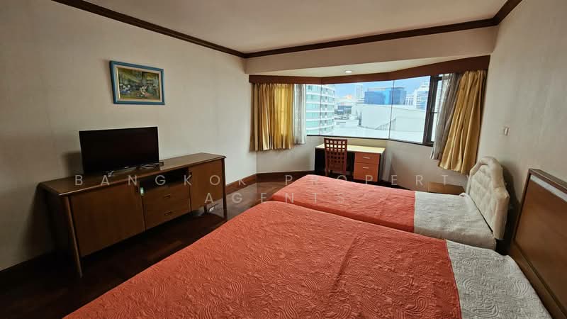 Baan Suanpetch, Bangkok, 18 Soi Sukhumvit 39, Khlong Tan Nua, Watthana, Bangkok, 2 Bedrooms, 135 sqm, Condo For Rent, by BANGKOK PROPERTY AGENTS, 500481824 - DDproperty.com