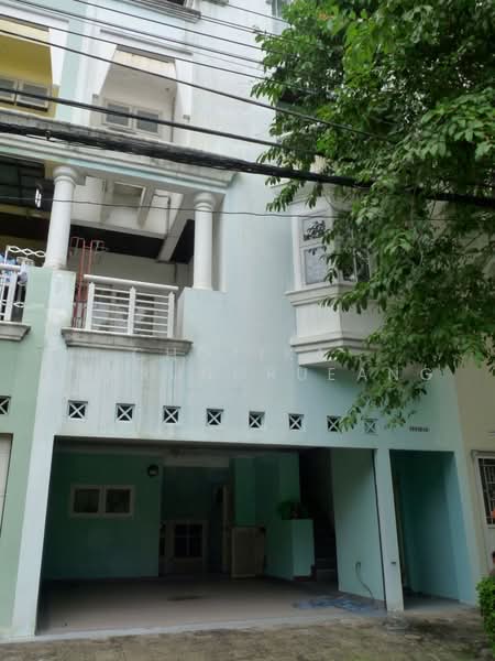 undefined, Bangkok, Thung Song Hong, Lak Si, Bangkok, 4 Bedrooms, 308 sqm, Townhouse For Sale, by Chotika Rakrungrueang, 500481840 - DDproperty.com