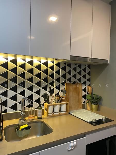 Maestro 01 Sathorn-Yenakat, Bangkok, 14 Yen Akat Road, Thung Maha Mek, Sathon, Bangkok, 1 Bedroom, 34 sqm, Condo For Rent, by Boonraksa Sopak, 500481846 - DDproperty.com