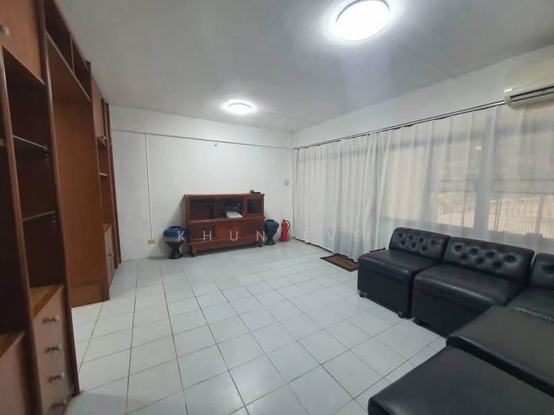 Townhouse for rent near bts udomsuk pet friendly ( SPSEVE2228 ), Bangkok, สุขุมวิท68, Bang Na Nuea, Bang Na, Bangkok, 3 Bedrooms, 150 sqm, Townhouse For Rent, by Khun EVE, 500481851 - DDproperty.com